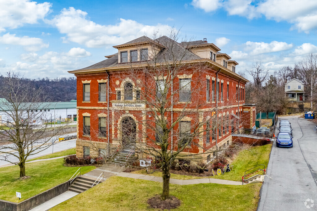 Virtuous Academy is a small school in Duquesne.
