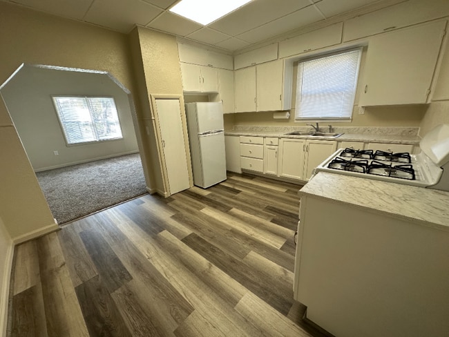 921 Main St unit A, Belton, MO 64012 - photo 5