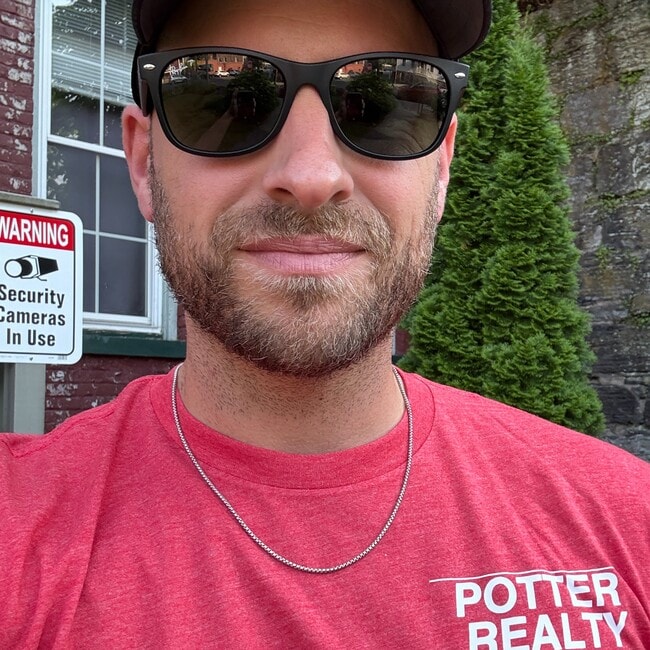 Agent Photo