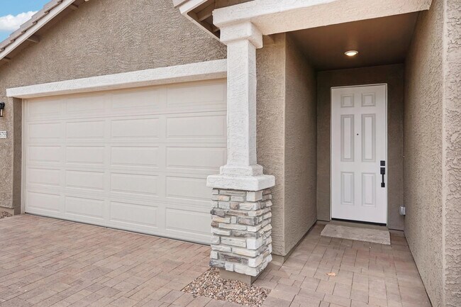 15755 W Camden Ave, Waddell, AZ 85355 - photo 4