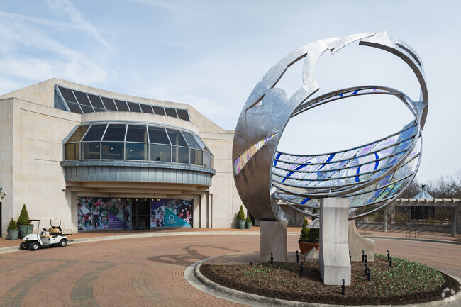 Minnetrista Museum & Gardens is a great place for Sky Park residents to relax.