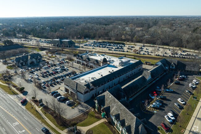 Fusion Academy Lake Forest is located in Lake Forest.