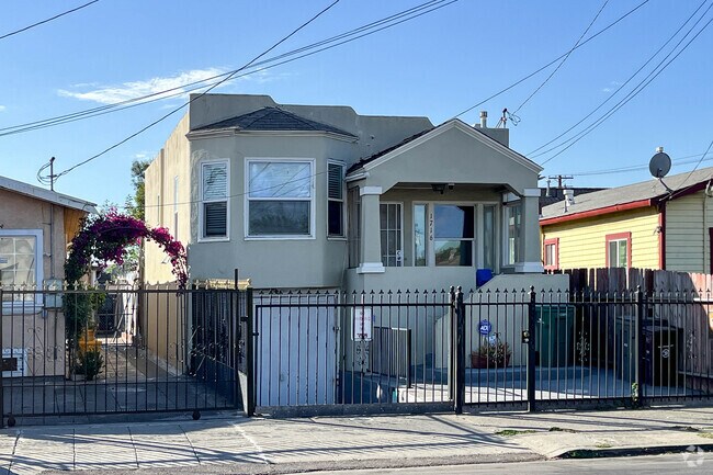 California bungalows in Seminary typically sell for $400,000 to $600,000.