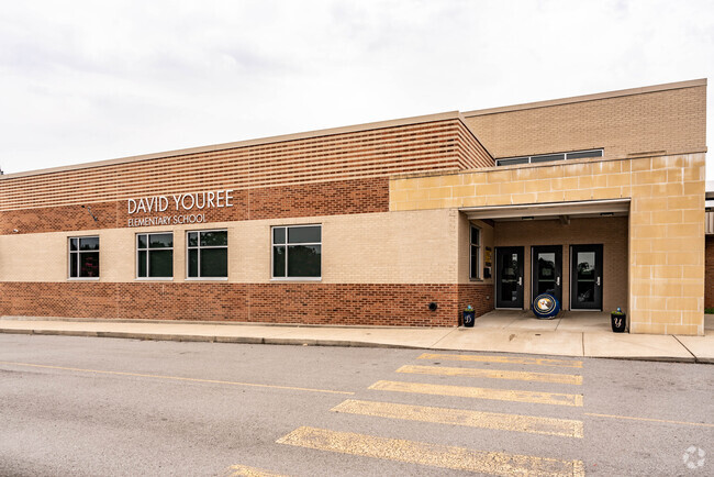 David Youree Elementary School front entrance
