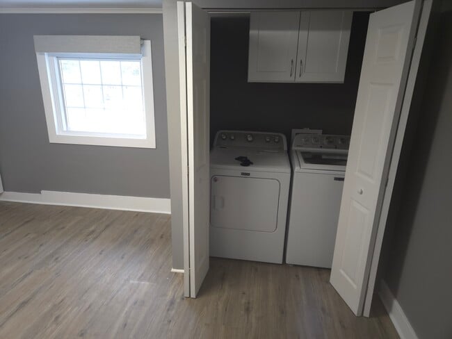 10906 N Woodstock St unit B, Huntley, IL 60142 - photo 4