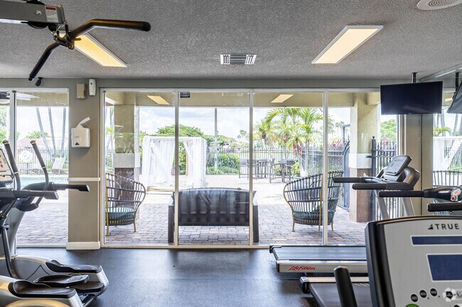 Lakeridge at the Moors, Hialeah, FL 33015 - photo 6