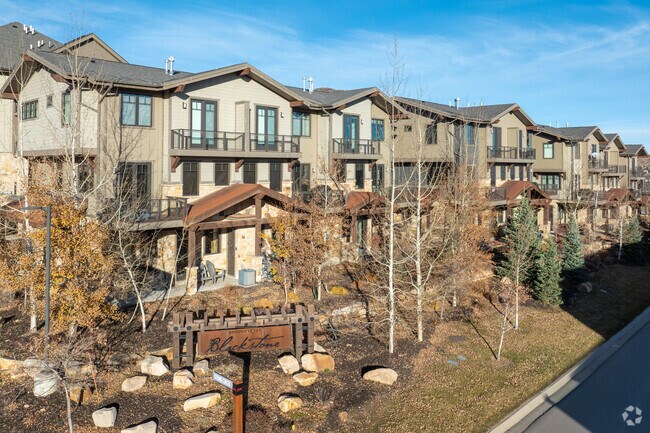 Luxury townhomes are common in Snyderville’s upscale communities.