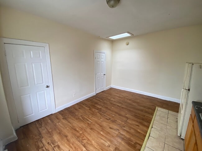 5900 Pine St unit 2, Philadelphia, PA 19143 - photo 7