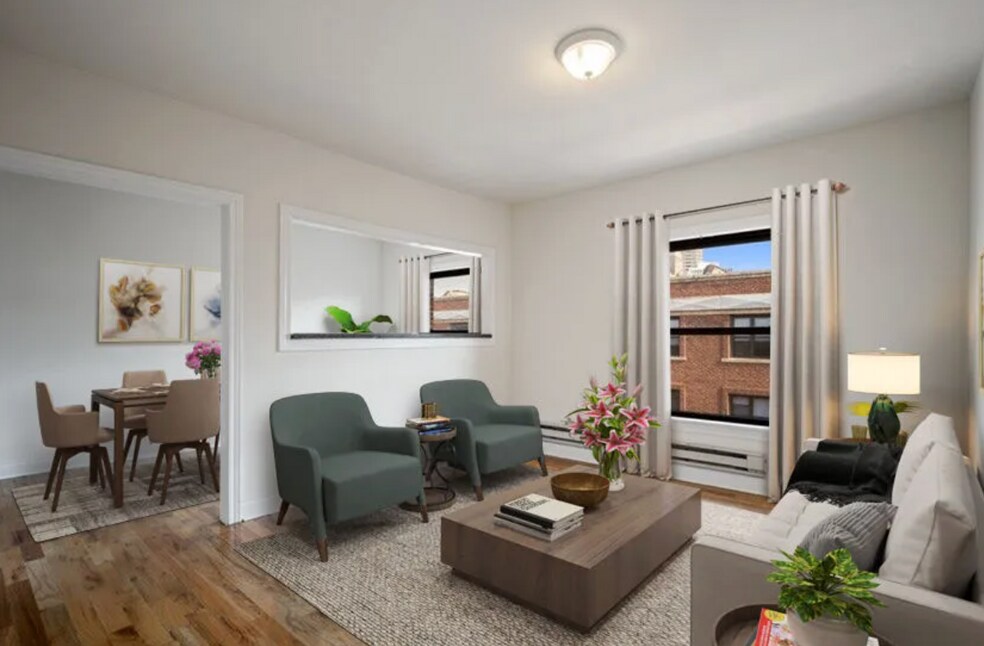 812 W Waveland Ave unit 1, Chicago, IL 60613 - photo 1