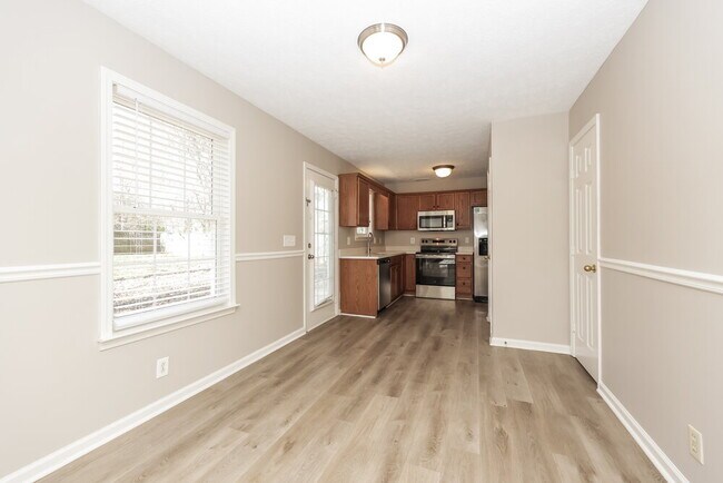 913 Buckhaven Dr, Smyrna, TN 37167 - photo 7