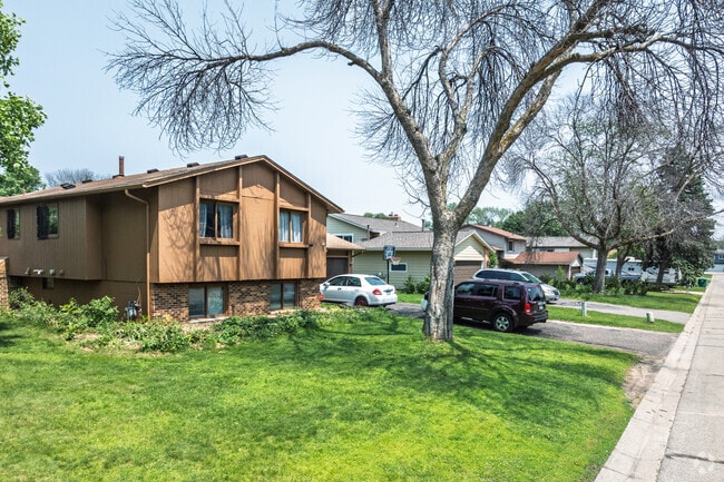 Split-level homes feature midcentury designs in Shingle Creek.