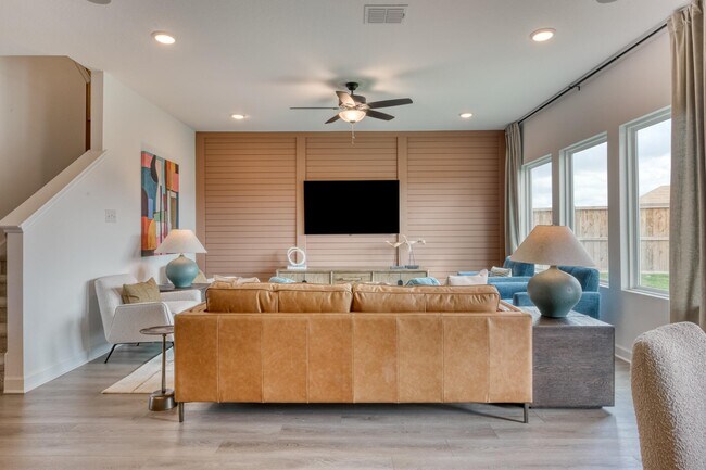 101 Yale St unit 36463806, Seguin, TX 78155 - photo 5