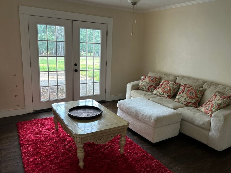 707 E Mcintosh Rd, Griffin, GA 30223 - photo 1