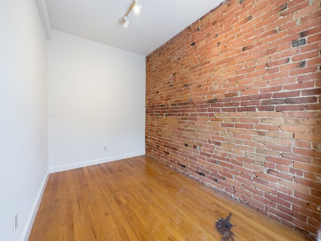 103 Cedar St unit 2, Roxbury, MA 02119 - photo 5