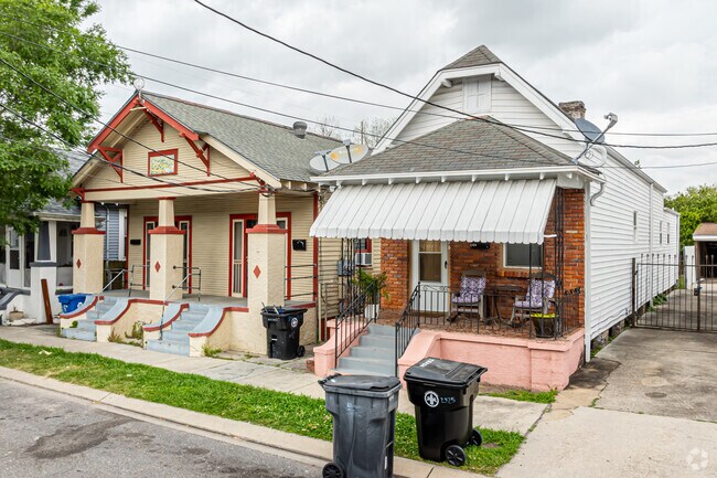 Homes in the 7th Ward have a variety of architectural details.