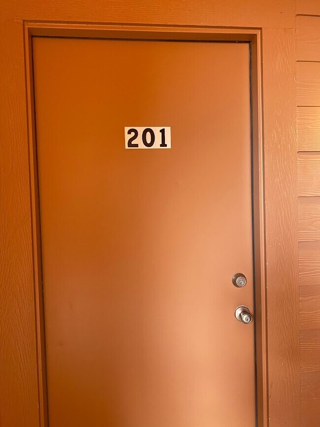 1305 W Villa Maria Rd Unit B-103, Bryan, TX 77801