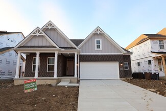 10098 Gully Pass Dr, Washington Township, OH 45458