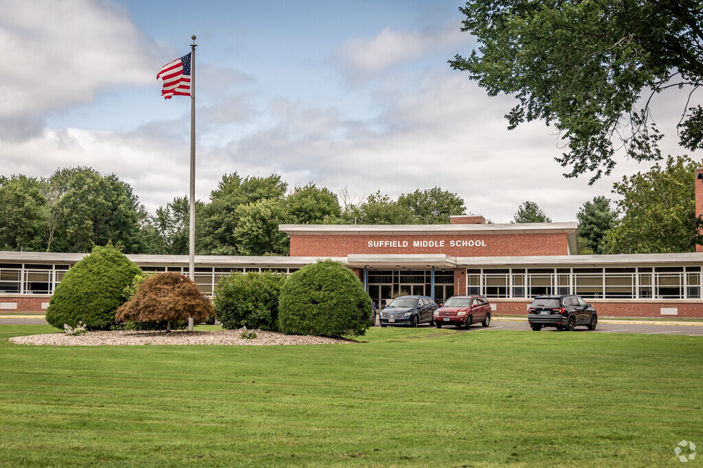 Suffield Middle School is located in CT.