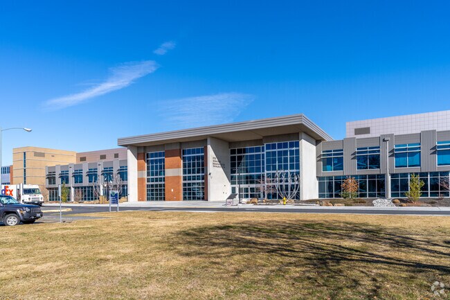 Big Bend Community College provides continued education in Moses Lake.