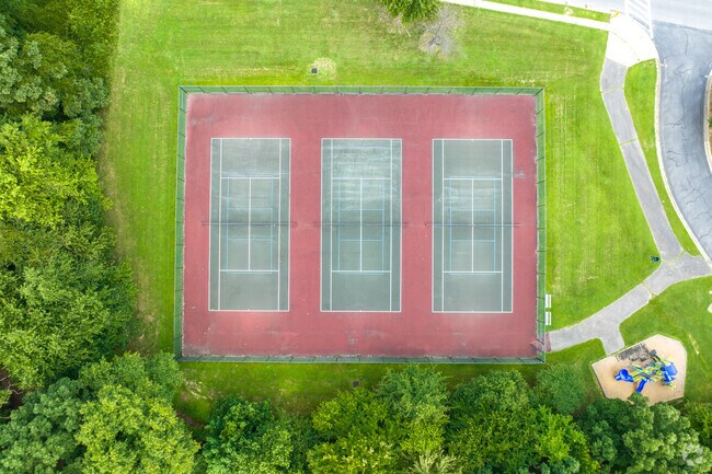 Practice your tennis skills in Severn at Provinces Park.