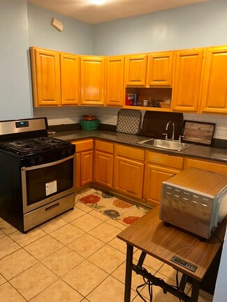 271 Claremont Ave, Jersey City, NJ 07305