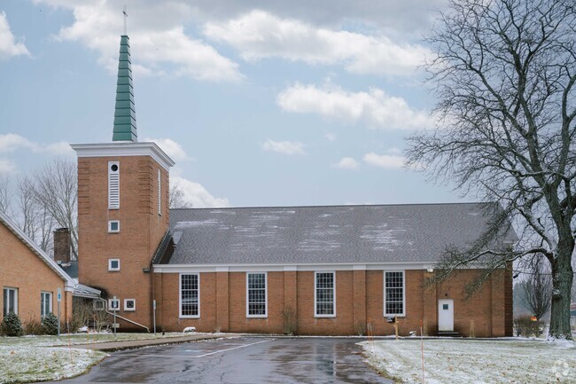 You can choose from many different churches in Cicero.