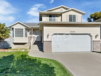 2049 S Fremont Crest Ave W, Syracuse, UT 84075