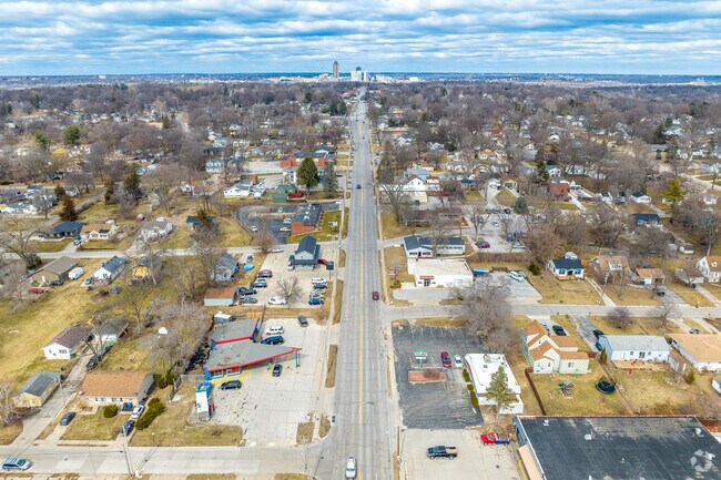 Watrous Heights sits minutes south of downtown Des Moines, with small-town charm.