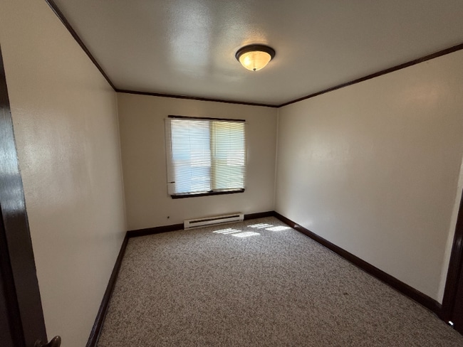 1508 Martin Ave, Sheboygan, WI 53083 - photo 2