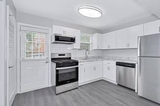 900 Pump Rd, Richmond, VA 23238