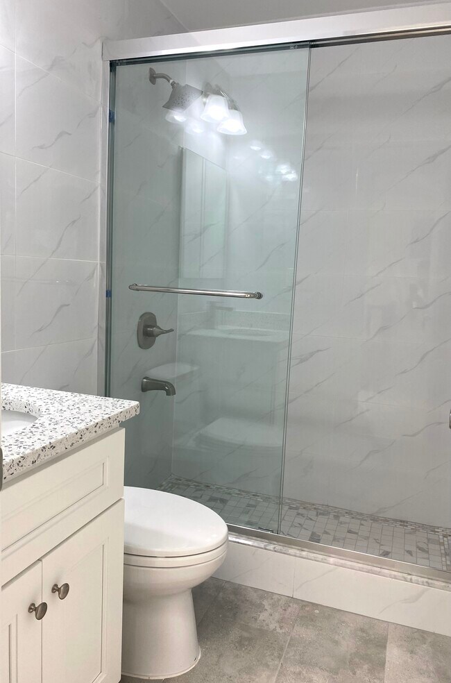 8279 164th Place unit 1, Jamaica, NY 11432 - photo 7