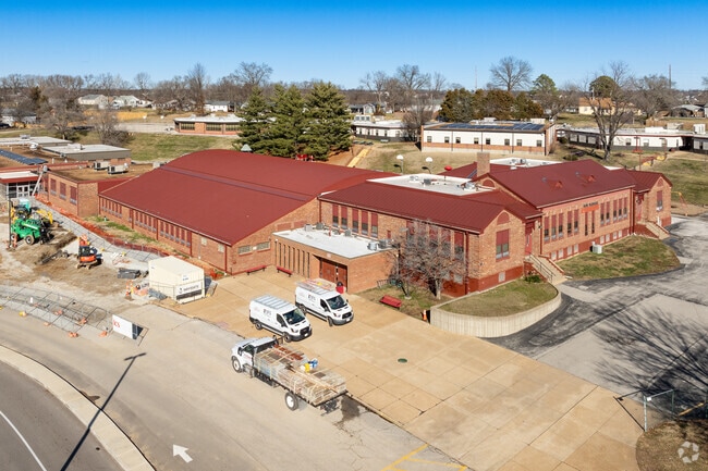 Fox Middle School in Arnold, MO prioritizes learning and collaboration.