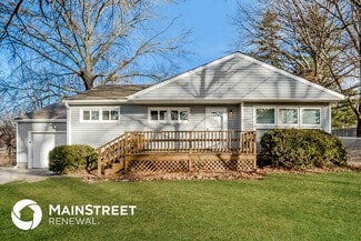1322 Kiowa St, Leavenworth, KS 66048