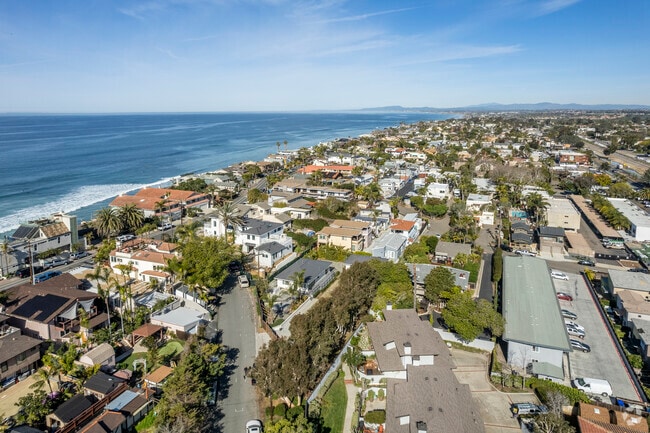 Central Encinitas highlights include wide streets and coastal views.