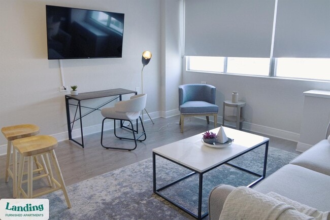 305 Dr M L K Jr St S unit 1107, Saint Petersburg, FL 33705 - photo 3