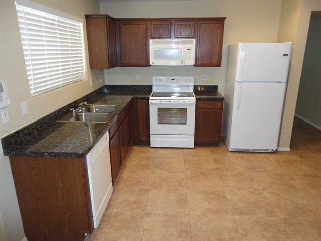 5906 W Southgate Ct, Phoenix, AZ 85043 - photo 2