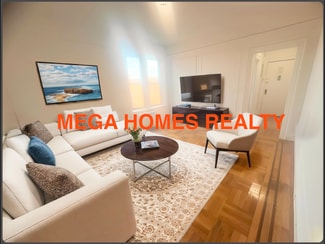 3220 35th St, Astoria, NY 11106