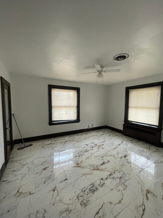 1192 Overlook Ave unit Senior living, Cincinnati, OH 45238 - photo 4