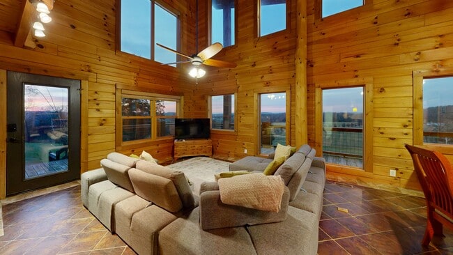 4664 Highway 64 E, Wartrace, TN 37183 - photo 2