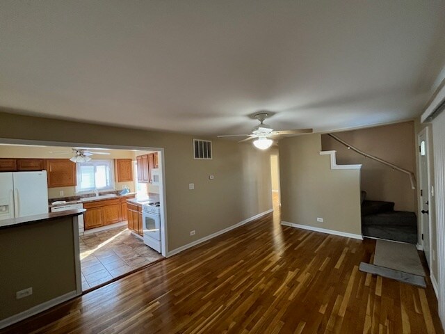 6309 W 83rd St, Burbank, IL 60459 - photo 4