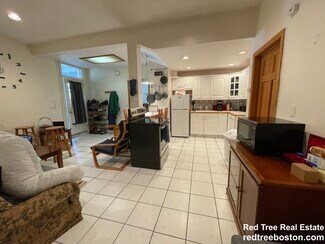 50 Radnor Rd Unit 1A, Boston, MA 02135