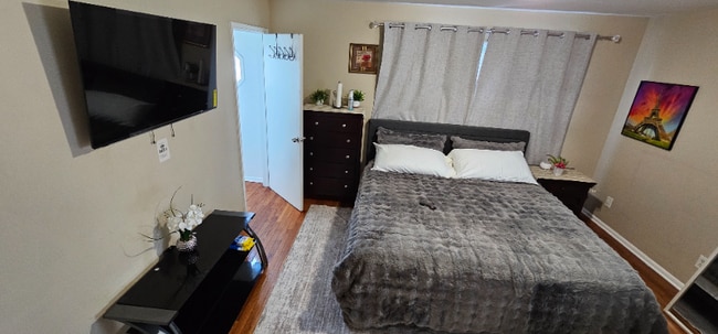 312 Bond St, Elizabethport, NJ 07206 - photo 3