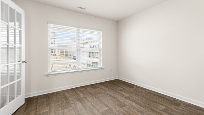 3604 Turney Dr, Raleigh, NC 27610 - photo 5