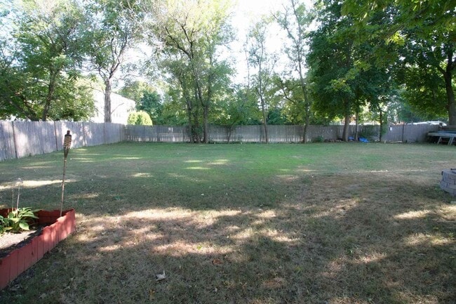 10 Trakey St, Dover, NH 03820 - photo 2