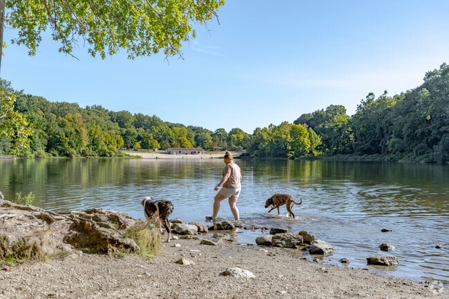 End your day with a hike or a swim at Lake Mohegan in Stratfield Village.