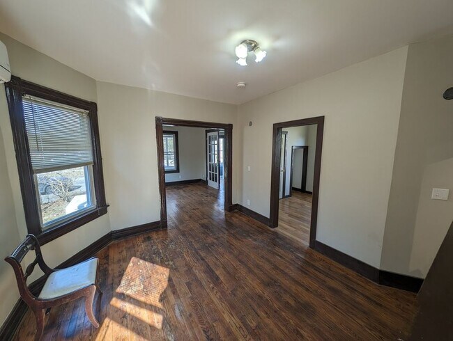 3 Dean Place unit Downstairs, Poughkeepsie, NY 12601 - photo 3
