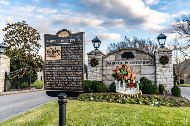 There are upscale home on the site of the historic Fairvue Plantation.