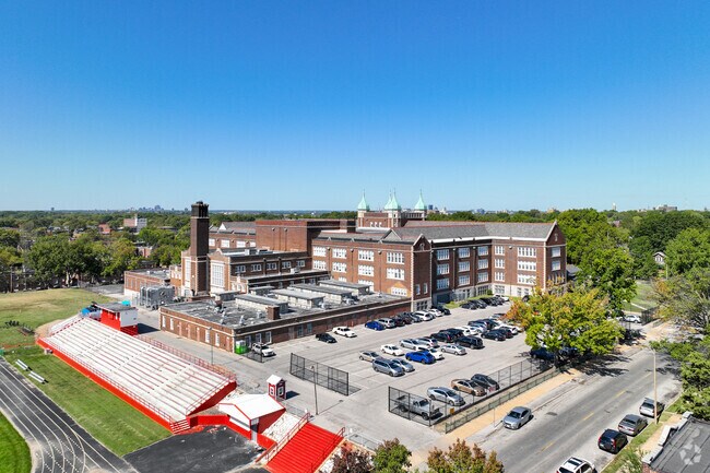Roosevelt High School is the largest school complex in Benton Park, Saint Louis.