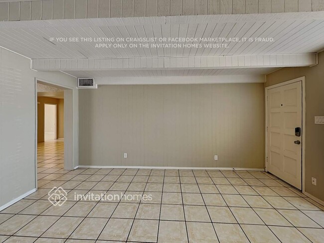 5501 W Heatherbrae Dr, Phoenix, AZ 85031 - photo 4