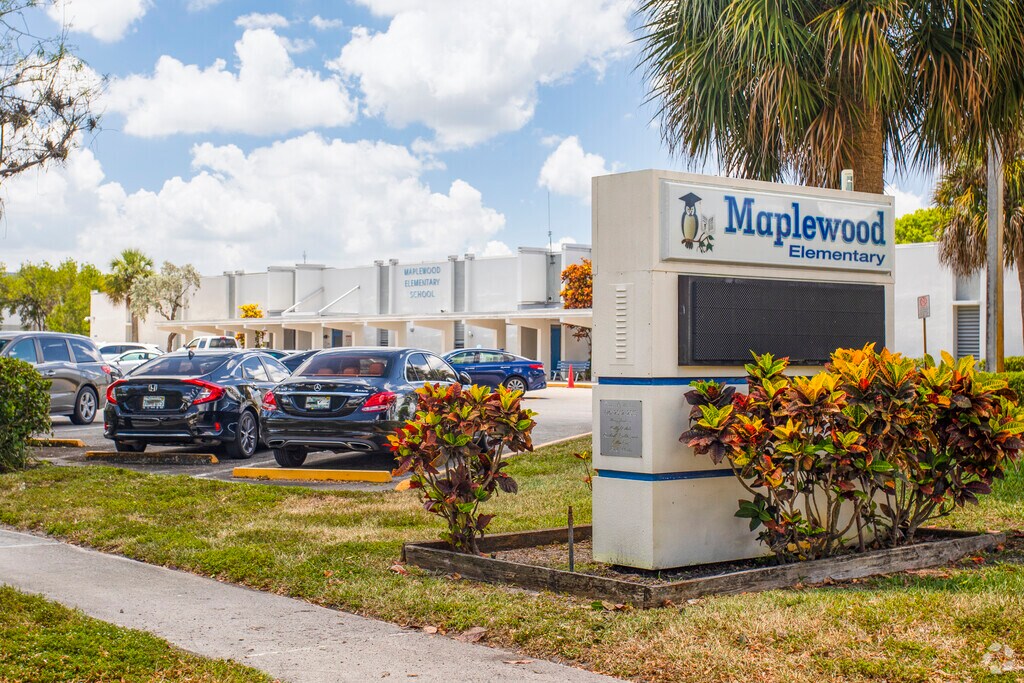 Maplewood Elementary School, Rankings & Reviews